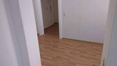 Blick vom Wohnzimmer in den Flur - 