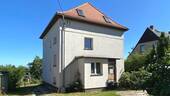 Front- und Seitenansicht - 5 Zimmer Einfamilienhaus in Oderwitz