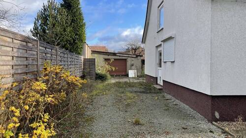 Zufahrt - 1 Zimmer Einfamilienhaus zum Kaufen in Laubusch