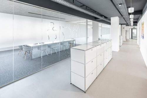 Flur Eingangsbereich - Büro mit 35,00 m&sup2; in München zur Miete