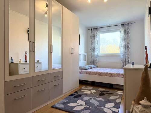 Schlafzimmer im 1. Obergeschoss - 