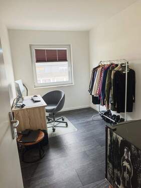 Büro/Kinderzimmer - 