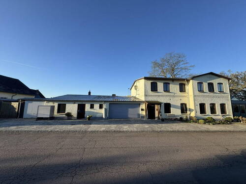 Nordansicht - 1 Zimmer Mehrfamilienhaus, Wohnhaus zum Kaufen in Niesgrau