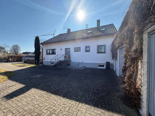 Außenansicht - 6 Zimmer Einfamilienhaus in Illertissen-Au