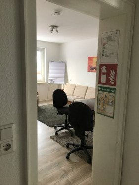 Bild 1 - Moderne, möblierte Büroraum in Georgsmarienhütte - WLAN, Küche, sofort