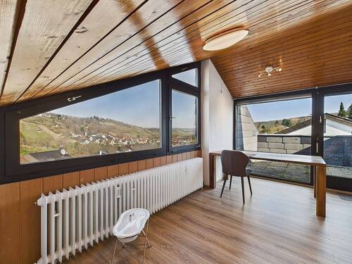 Wohn-/ Schlafbereich - 