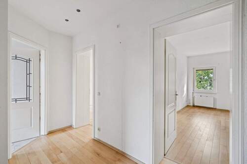 Flur - Helle 2-Zimmer-Wohnung - 282.000,00 EUR Kaufpreis, ca.  69,00 m² Wohnfläche
