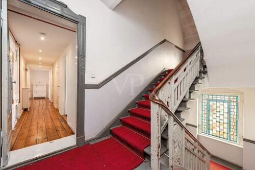 Zugang zur Wohnung - Endlich gefunden - Lichtdurchflutete Altbauwohnung in beliebter Lage nahe Körnerpark