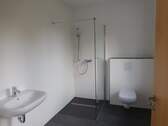 EG Gäste WC mit Dusche - 