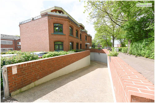 Tiefgarageneinfahrt - 