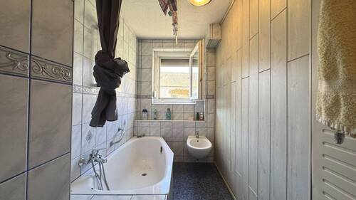 Badezimmer_Erdgeschoss - 