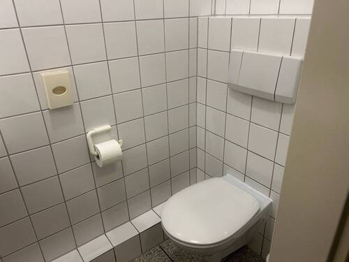 WC - 