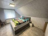 Schlafzimmer DG - 