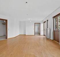 Ihre Wahl: Eigenheim oder Investment ? Leerstehende 2-Zimmer-Wohnung in der Oststadt in Uni-Nähe - Karlsruhe