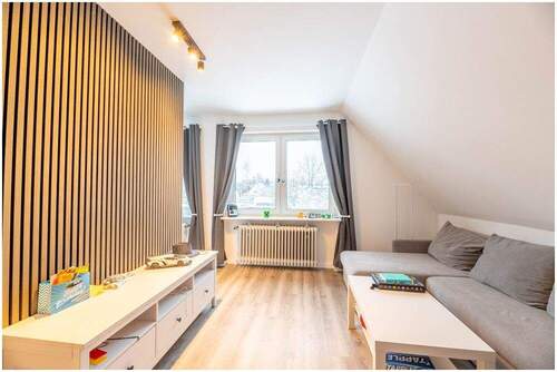 Arbeitszimmer im Erdgeschoss - 