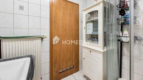 Badezimmer 1 2 - 
