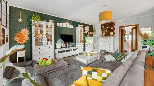 Wohnzimmer 1 - 3 Zimmer Etagenwohnung zum Kaufen in Jülich