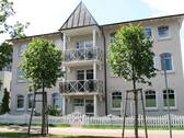 Aussenansicht-Vorderansicht - „Ihr Rückzugsort an der Ostsee“ 2 Zi.-Wohnung im Ostseebad Binz - by Rujana