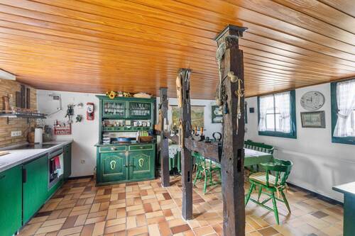 Wohnzimmer links vom Eingang - 