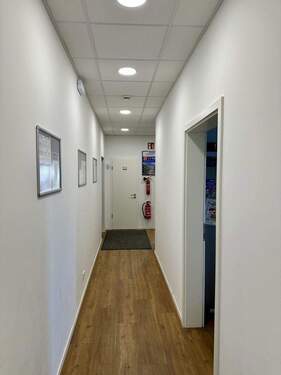 Büro Flur EG/OG - 