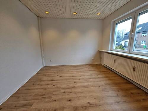 Zimmer 1 - 2 Zimmer Büro in Bremen