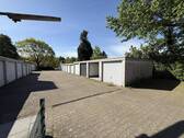 Garage auf dem benachbarten Hof - 