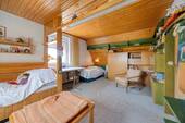 Badezimmer im Dachgeschoss - 