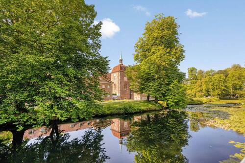 Schloss Velen (Ca 450m entfernt) - Architektenhaus mit Pool, Atelier und großem Grundstück in Velen