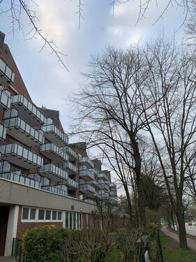 Außenansicht - Moderne 3-ZW mit Balkon, Grenze Volksdorf, ca. 81 qm