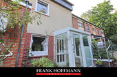 Titelbild - Modernes Reihenmittelhaus mit Garage in Hamburg-Bramfeld