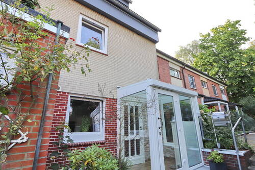Vorderansicht (2) - 4 Zimmer Reihenmittelhaus zum Kaufen in Hamburg