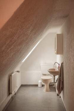 WC OG - Einfamilienhaus mit 140,00 m² in Nordhorn zum Kaufen