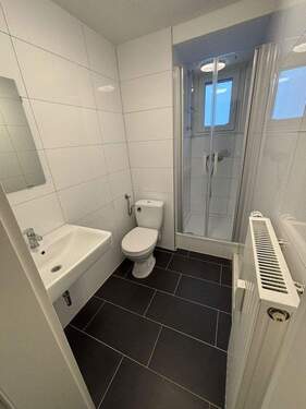 Duschbad / Duschbad - 