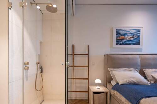 Dusche im Badezimmer en-Suite - 