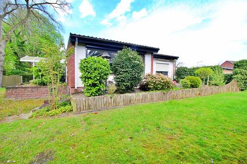 Blick zum Wohnzimmer mit Terrasse - 