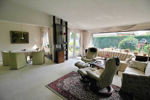 weiter Blick zum Garten - Einfamilienhaus mit 128,00 m&sup2; in Bremen zum Kaufen