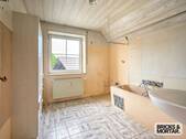 Bad - 5 Zimmer Etagenwohnung zum Kaufen in Jettingen-Scheppach