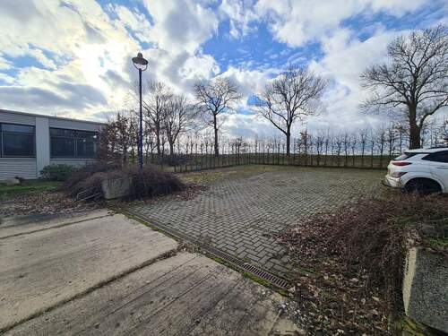 Parkflächen - Halle in Steinhöfel