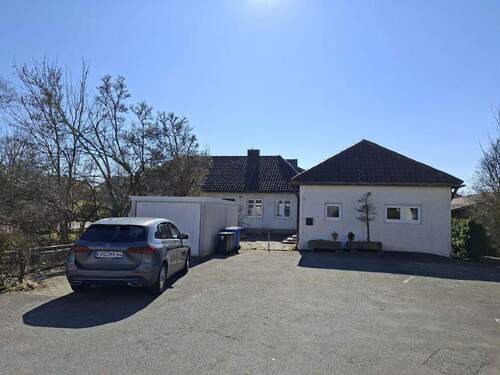 Hauszugang - 9 Zimmer Einfamilienhaus in Perlesreut