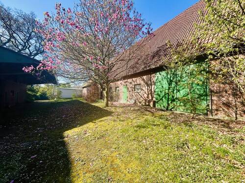 Hausansicht hinten - Ihr neues Kapitel beginnt jetzt! Resthof mit historischem Flair in Kranenburg