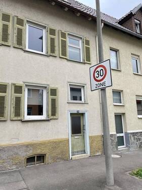 Frontansicht - 8 Zimmer Doppelhaushälfte zum Kaufen in Villingen-Schwenningen