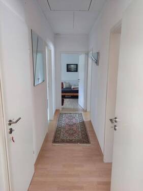 Flur zu Kind 2 EG09 - 
