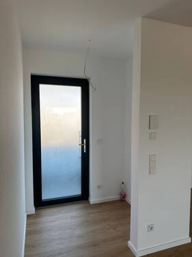Wohnungseingang mit Garderobe - 3 Zimmer Etagenwohnung zur Miete in Riegelsberg