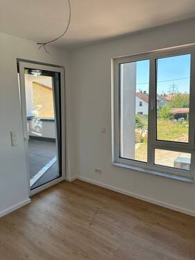 Kind- Arbeitszimmer Zugang Dachterrasse - 