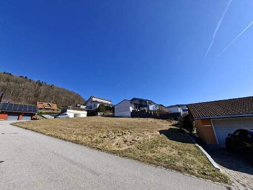 ruhige Siedlung - Grundstück in Perlesreut zum Kaufen