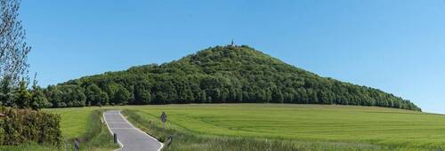 Lage:direkt am Hausberg - 