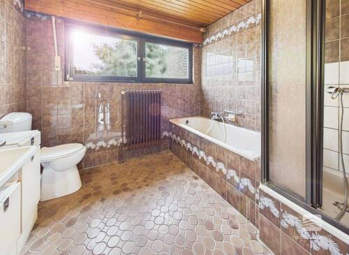 Badezimmer 1/2 (KI) - 