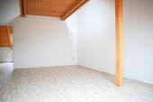 Wohnzimmer - 2 Zimmer Etagenwohnung zur Miete in Köthen