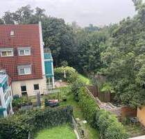 2,5-Zimmer-Galeriewohnung mit Balkon, Einbauküche und Tiefgaragenstellplatz - Nürnberg Schniegling