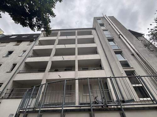 Rückansicht - 2 Zimmer Etagenwohnung zum Kaufen in Leipzig